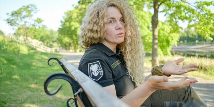 волонтерка