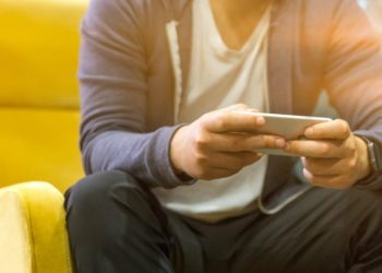 Онлайн-чат психологічної підтримки чоловіків в Україні – як звернутися