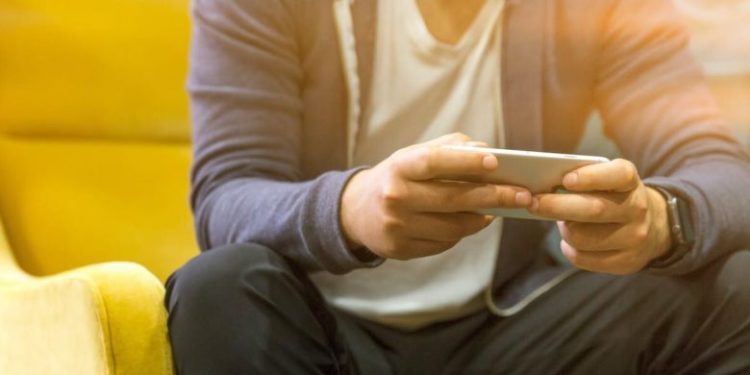 Онлайн-чат психологічної підтримки чоловіків в Україні – як звернутися