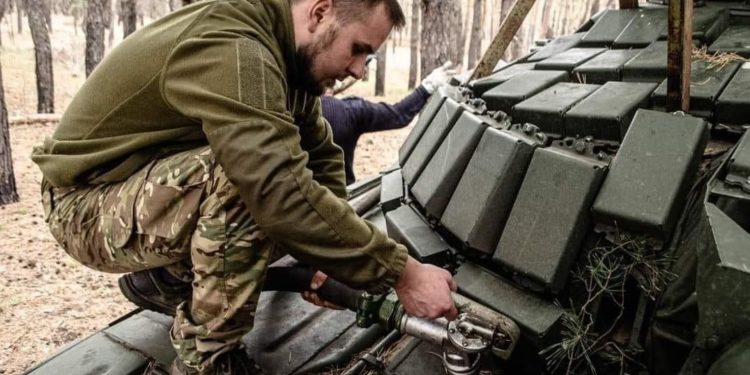 Міноборони зобов’яже постачальників маркувати пальне для ЗСУ червоним кольором