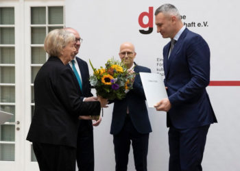 Кличко отримав Премію Deutschen Gesellschaft e. V. за заслуги для німецького та європейського взаєморозуміння і присвятив її українському народу