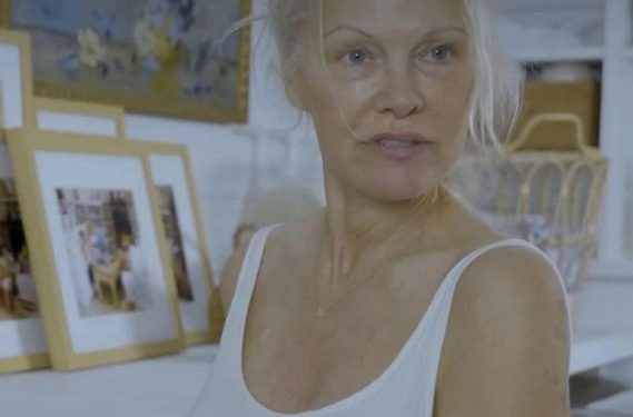 Памела Андерсон