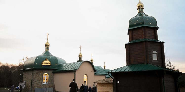 На Тернопільщині митрополит Епіфаній освятив храм-пантеон в пам’ять про загиблих в російсько-українській війні