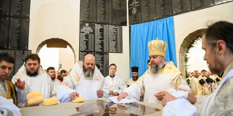 На Тернопільщині митрополит Епіфаній освятив храм-пантеон в пам’ять про загиблих в російсько-українській війні