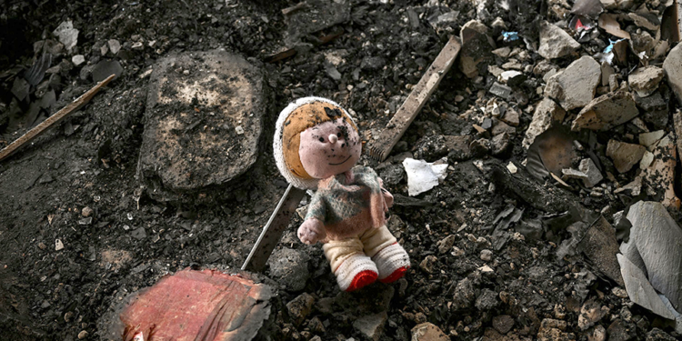 8 підлітків напали на дівчинку у Кременчуці