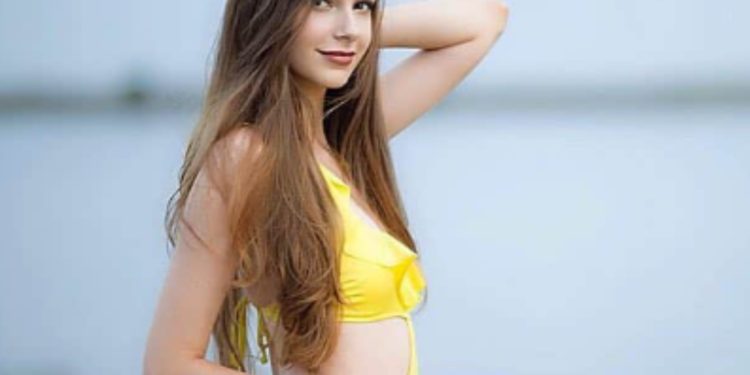 Кароліна Шиино