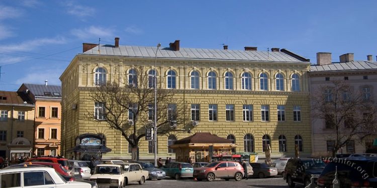 Львів. Проспект Шевченка, 9