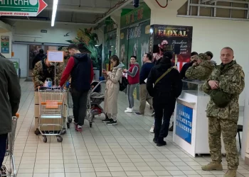 ТЦК дозволять перевіряти особисті речі та документи українців?