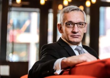 Мартін Єґер