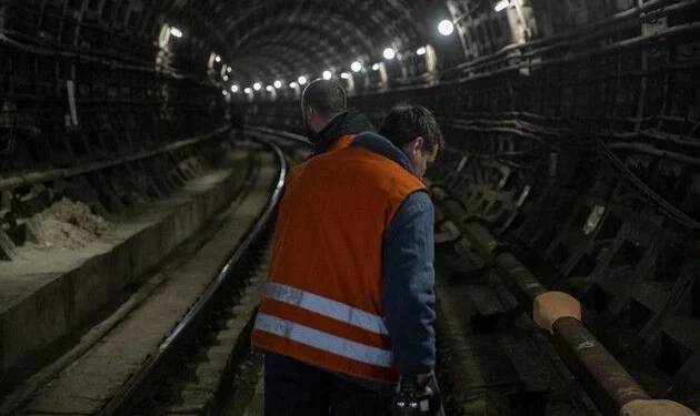 Ремонт “синьої гілки” столичного метро: на якому етапі роботи