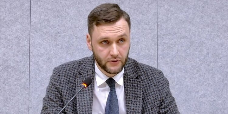 Віктор Павлущик