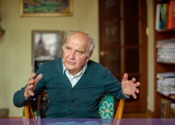 юхновський