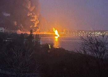 Горить ДніпроГЕС