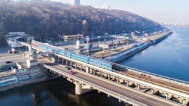 Метро на лівому березі Києва не працюватиме