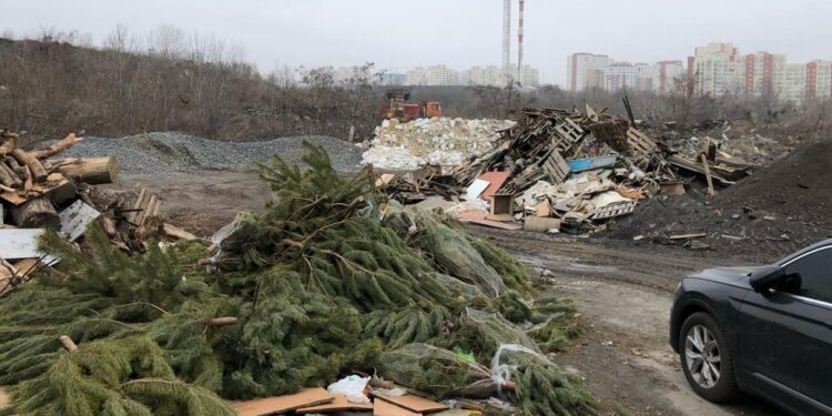 сміттєзвалище в києві
