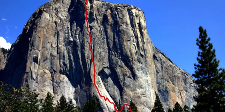 Гора, на якій спортсмен-скелелаз побив рекорд. Маршрут. Зображення з мережі