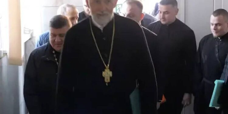 Священники. Фото зі сторінки Експрес