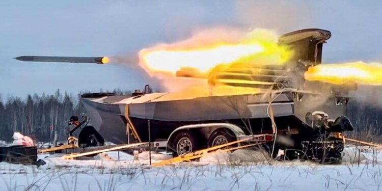 Міноборони інвестує в озброєння та підписує контракти