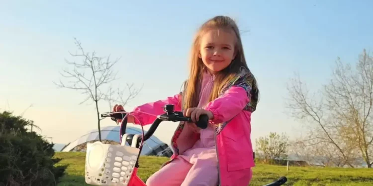 Загибла дівчинка Злата. Фото KP.ua
