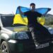 Олександр зібрав гроші на авто для ЗСУ. Фото Суспільне