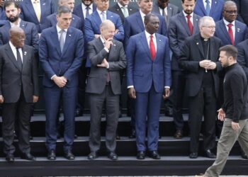 Саміт миру. Images/LUDOVIC MARIN/