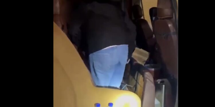Скрін з відео затримки