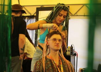 Файне місто. Маскарад