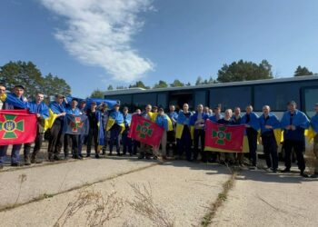 Повернення полонених