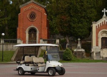 електромобіль