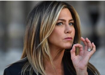 Дженніфер Еністон