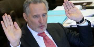 Олігарх Дмитро Фірташ оскаржує 10-річні санкції РНБО та указ Президента