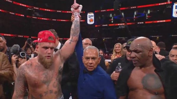 Джейк Пол переміг легенду боксу Майка Тайсона в історичному поєдинку