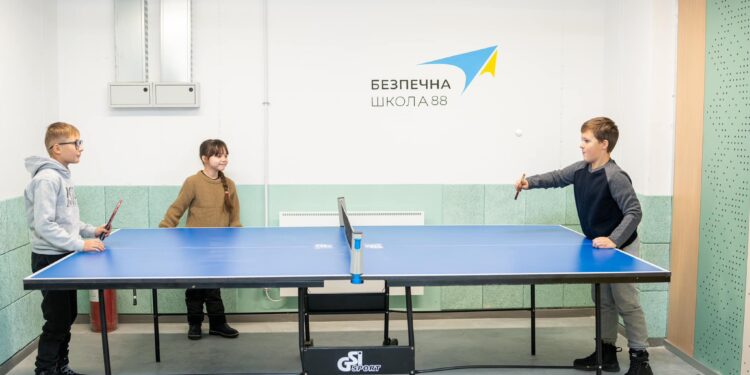 півсотні шкіл Київщини перейшли на дистанційне навчання