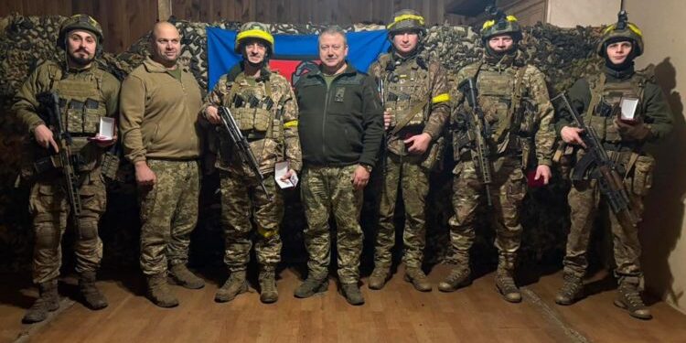 Бійців нагородив бригадний генерал Володимир Шведюк