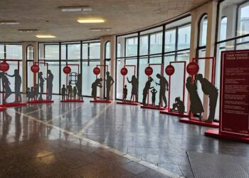 Виставка "Зламай Тишу" про гендерне насильство