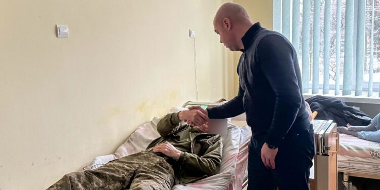 Підтримку на спорядження та лікування отримають захисники