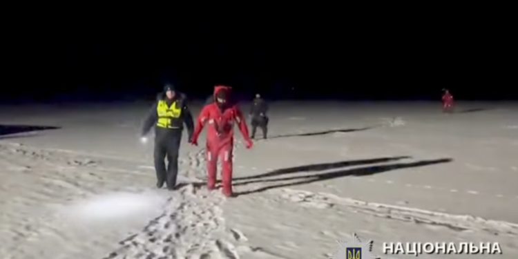 ДСНС врятували рибалок на Київському водосховищі