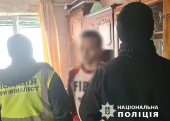 Двоє чоловіків намагалися підпалити приймальню депутата