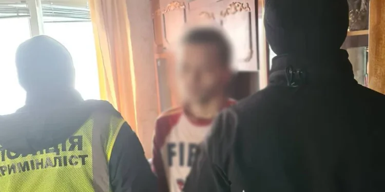 Двоє чоловіків намагалися підпалити приймальню депутата