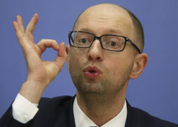 Арсеній Яценюк переміг у суді над медійниками