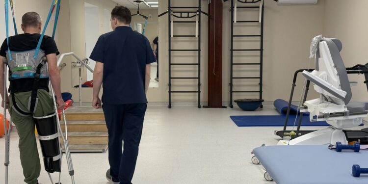 Тернопіль забезпечує грошову допомогу захисникам