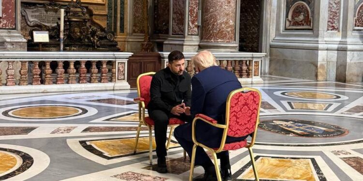 Трамп після розмови із Зеленським нагадав про санкції