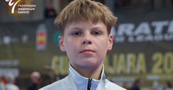 Каратист з України відмовився ділити п'єдестал з росіянином