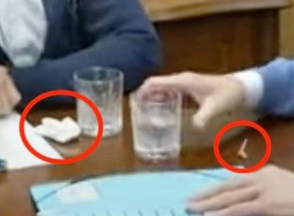 МЗС Росії серветку переплутали з наркотиками