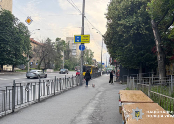 Чоловік пограбував киянина в столиці