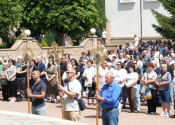 У Зарваниці зібралися родини захисників з Тернополя