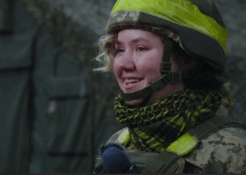 «Якщо не будемо боротися — нас не буде існувати». Історія Асі з Харкова, яка йде рятувати життя на фронті