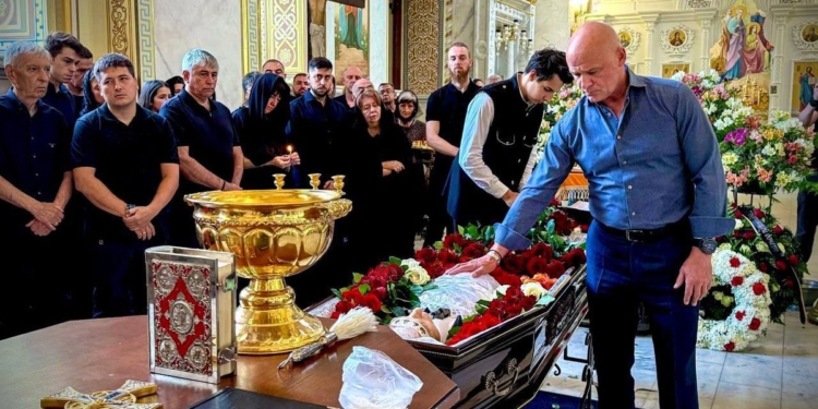 В Одесі прощалися з колишнім мером