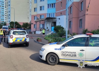 У Києві хлопчик випав з вікна 21 поверху