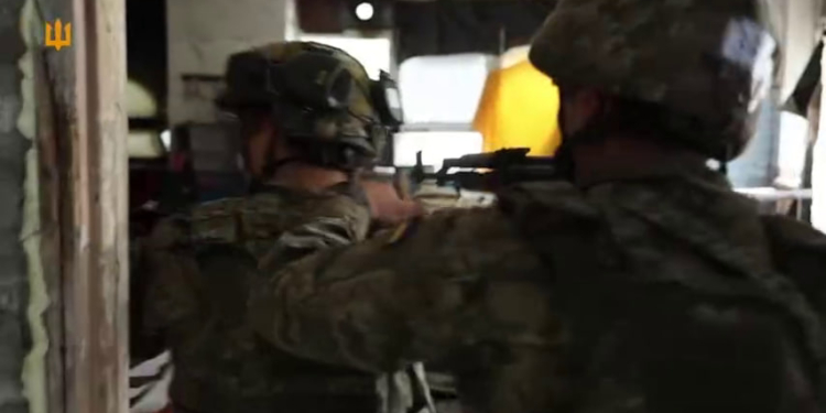 «Ходила до ТЦК з 18 років»: бійчиня скористалася шансом стати морпіхом